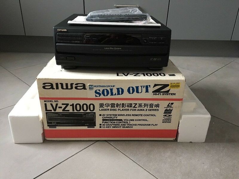 File:Aiwa lv-z1000h frontpanel.jpg