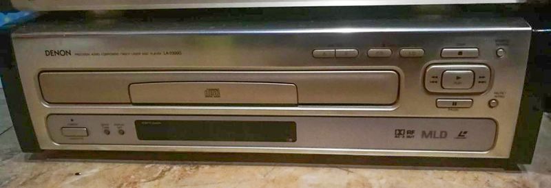 File:Denon la-2300g frontpanel.jpg