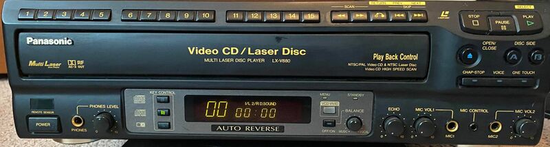 File:Panasonic LX-V880 frontpanel.jpg