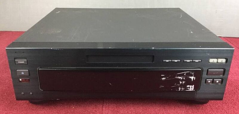 File:Sony HIL-C3 frontpanel.jpg